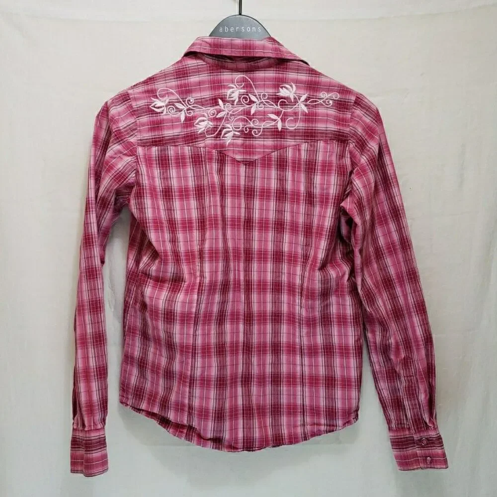 LifeStyle Pink Plaid Embroidered Western Snap Shirt Women's Size S Long Sleeve
